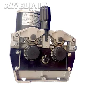 وایر فیدر چهار قرقره ۴۲ ولت روی دستگاه جوش CO2